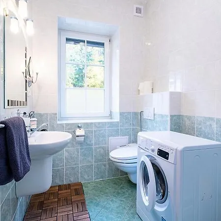 25 Apartment Cista (Hradec Kralove)